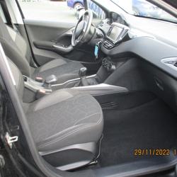 Peugeot 2008 Active 1.6 BlueHDi 100ch BVM5 Moz&eacute;-sur-Louet