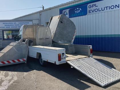 Renault Master combi -   L2H2 3t5 2.5 dCi 100 E4 - 3 990 €