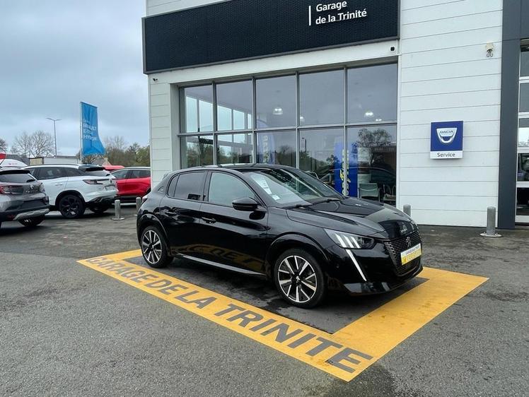 Peugeot 208  - Gt - 21 990 €