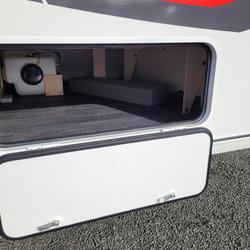 Caravane Burstner Sterckeman Easy 420 CP Comfort 2023 Mulsanne