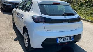 Peugeot 208  - photo 2