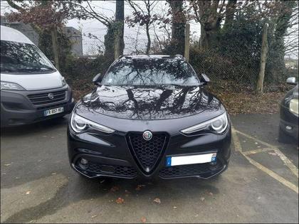 Alfa Romeo Stelvio - Veloce  2.2 210 ch Q4 AT8 - 34 990 €
