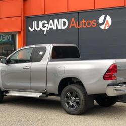 Toyota Hilux X-TRA CAB LEGENDE 2.4 D4-D 150 LEGENDE Cou&euml;ron