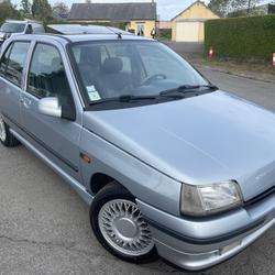 Renault Clio 1 Baccara 1.8 Melesse