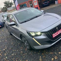 Peugeot 208 Active Business 208 PureTech 75 S&amp;S BVM5 La Gen&eacute;touze