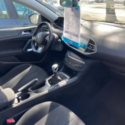 Peugeot 308 II Phase 2 Allure PureTech 130ch S&amp;S BVM6 Angers