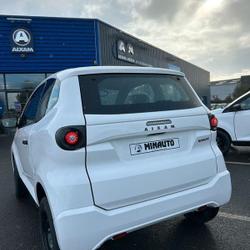 Aixam Minauto 480CC KUBOTA Plo&euml;rmel