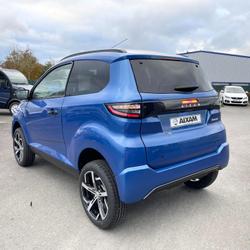 Aixam Crossover PREMIUM KUBOTA Plo&euml;rmel