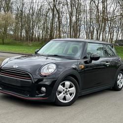 Mini Hatch 3  One D 95 ch L&eacute;cousse