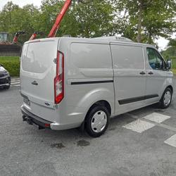 Ford Transit Custom TREND 300 L1H1 2.0 ECOBLUE 136 CH BVA8 Thouar&eacute;-sur-Loire