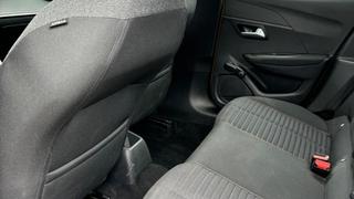 Peugeot 208  - photo 4