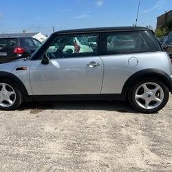 Mini Cooper Cooper 1.6i - 115 Laval