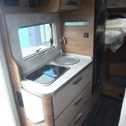 Profile Knaus Weinsberg Knaus Weinsberg Van ti 640 meg vansation wave sur VW 177cv bva Monc&eacute;-en-Belin