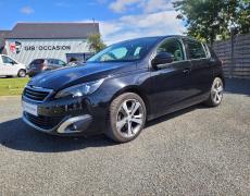 Peugeot 308 - Féline  1.2 PureTech 130ch S&amp;S BVM6 - 8 900 €