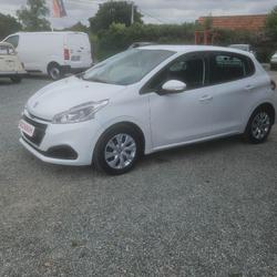 Peugeot 208 Active 1.6 BlueHDi 100ch BVM5 Belle-Isle-en-Terre