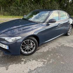 Alfa Romeo Giulia Super 2.2 136 ch AT8 Louisfert