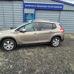 Peugeot 2008 Style 1.2 PureTech 82ch BVM5 Saint-Hilaire-du-Harcou&euml;t