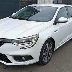 Renault Megane 4 Intens M&eacute;gane IV  TCe 130 Energy Louvign&eacute;-du-D&eacute;sert