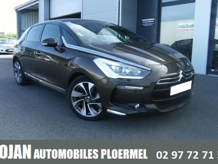 DS DS5  - Sport Chic - 8 900 €
