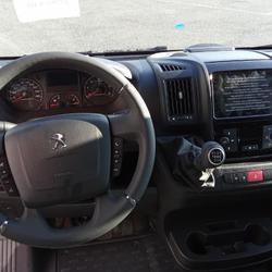 Peugeot Boxer TOLE 3.5 T L3H2 MAXI BLUEHDI 165 S&amp;S BVM6 Thouar&eacute;-sur-Loire