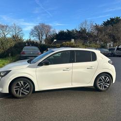 Peugeot 208 Allure PureTech 100 S&amp;S BVM6 Sarzeau