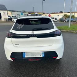 Peugeot 208 Allure PureTech 100 S&amp;S BVM6 Sarzeau