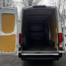 Iveco Daily FGN 35 S 14 V12 H2 Q-LEAF BVM6 Thouar&eacute;-sur-Loire