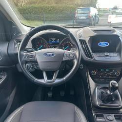 Ford Kuga ST-Line 2.0 TDCi 150 S&amp;S 4x2 BVM6 Tanis
