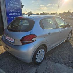 Peugeot 208 Active 1.6 BlueHDi 75ch BVM5 Belle-Isle-en-Terre