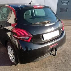Peugeot 208 Like PureTech 68ch BVM5 Montebourg