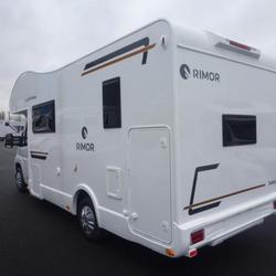 Capucine Rimor Rimor Sarus 9 sur fiat 140 cv Monc&eacute;-en-Belin