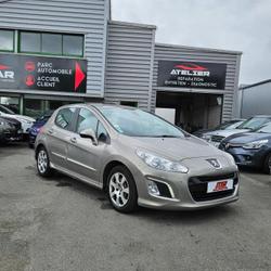 Peugeot 308 Phase 2 Access 1.6 HDi 92ch FAP Sainte-Gemmes-sur-Loire