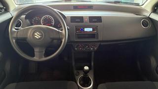 Suzuki Swift  - photo 2