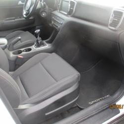 Kia Sportage Active 1.7 CRDi 115 ISG 4x2 Moz&eacute;-sur-Louet