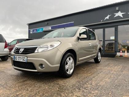 Dacia Sandero - Lauréate  1.5 dCi 85 eco2 - 4 990 €