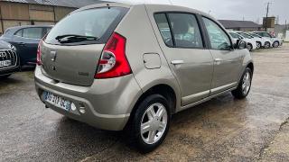 Dacia Sandero  - photo 3