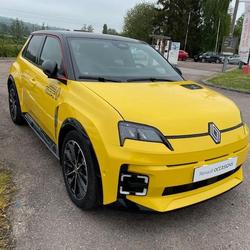 Renault R5 E-Tech Iconic cinq 150 ch autonomie confort Livarot-Pays-d'Auge