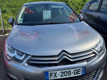 Citroen C4 - Feel  BlueHDi 100 BVM - 12 490 €