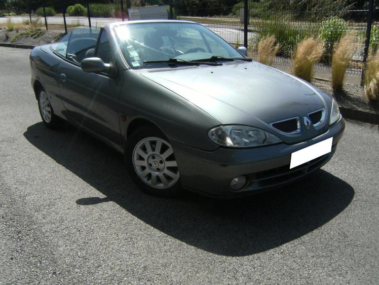 Renault Megane Cabriolet  - 3 950 €