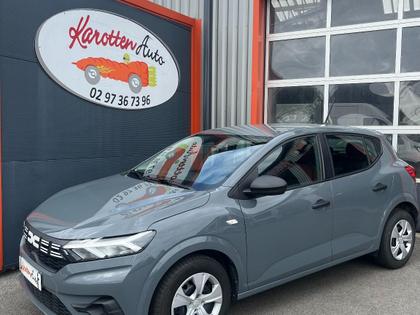 Dacia Sandero - Essential  ECO-G 100 - 13 990 €