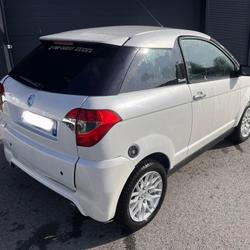 Aixam Coup&eacute; PREMIUM 400 CC KUBOTA Plo&euml;rmel