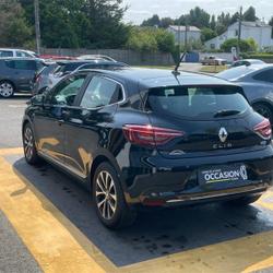 Renault Clio 5 Evolution E-Tech hybride 145 Plouha