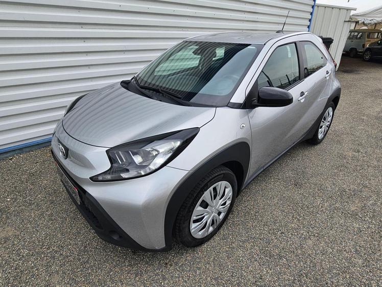 Toyota Aygo X  - Active - 11 990 €