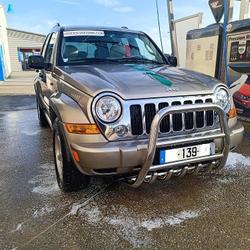Jeep Cherokee Limited 2.8 CRD La Ferri&egrave;re