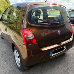 Renault Twingo 2 Night&amp;Day Euro 5 BVR5 1.2 16v 75 eco2 Tanis