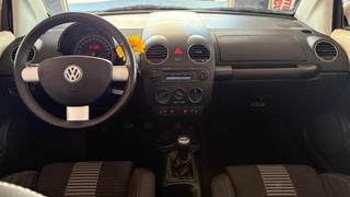 Volkswagen New Beetle cabriolet  - photo 1
