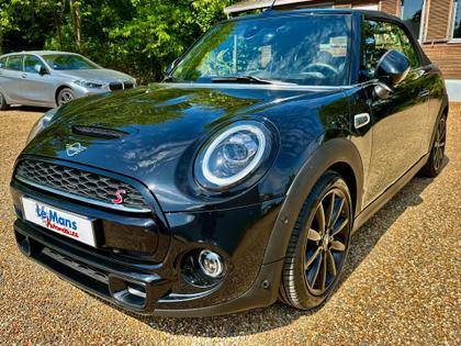 Mini Cabrio - Edition Greenwich  Cooper S 192 ch BVA7 - 28 500 €