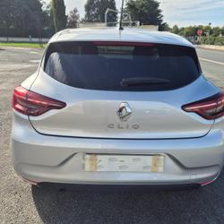 Renault Clio 5 Evolution Blue dCi 100 La Boissi&egrave;re-de-Montaigu