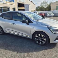 Renault Clio 5 Evolution Blue dCi 100 La Boissi&egrave;re-de-Montaigu