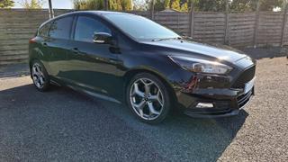 Ford Focus  - photo 2